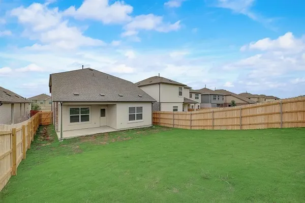 $2,650 | 8008 Copper Prairie Bend, Lago Vista, TX 78645