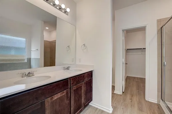 $2,650 | 8008 Copper Prairie Bend, Lago Vista, TX 78645