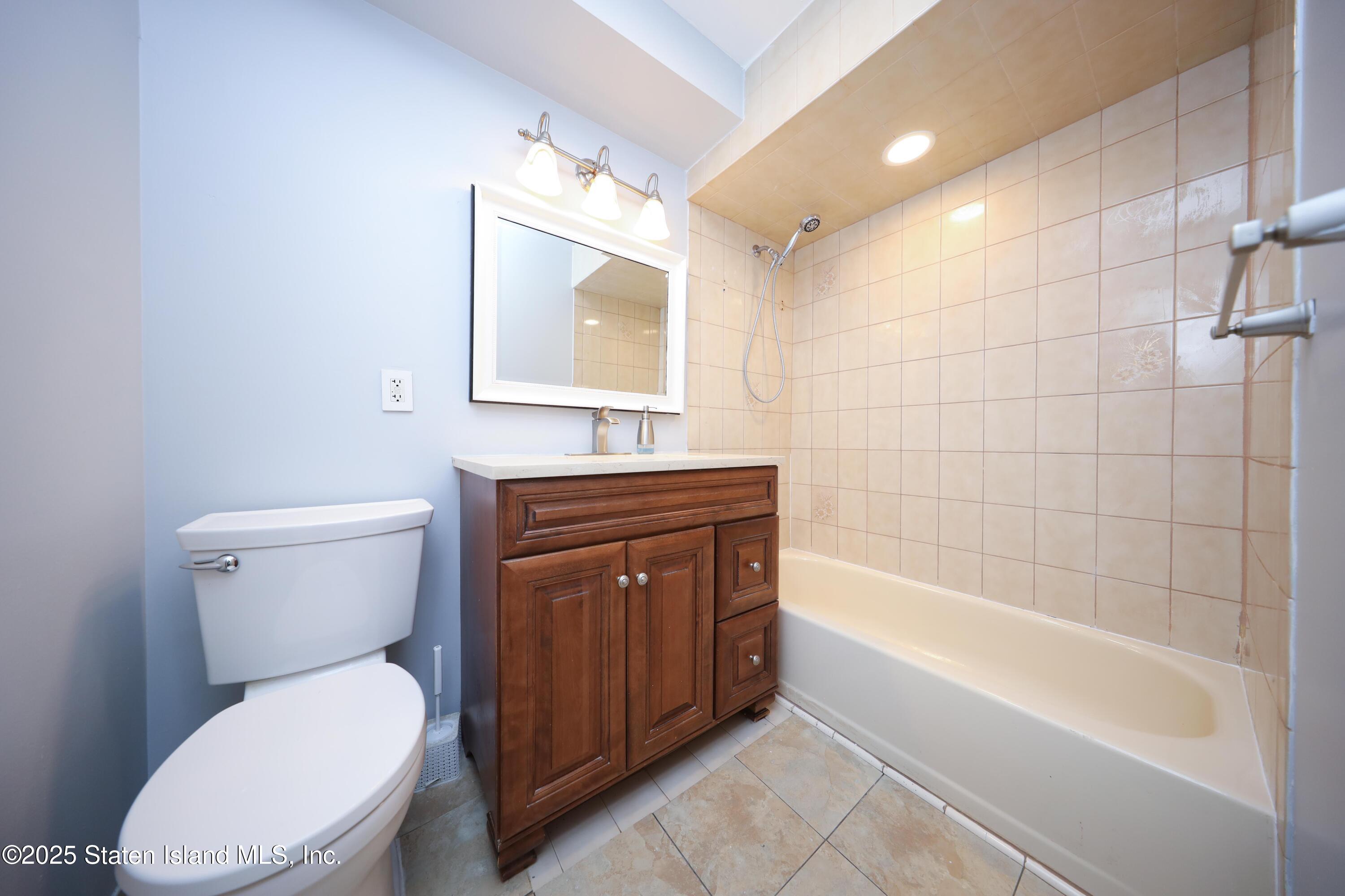 2 Remsen Street Staten Island, NY 10304 - Photo 16 of 35 651A0079