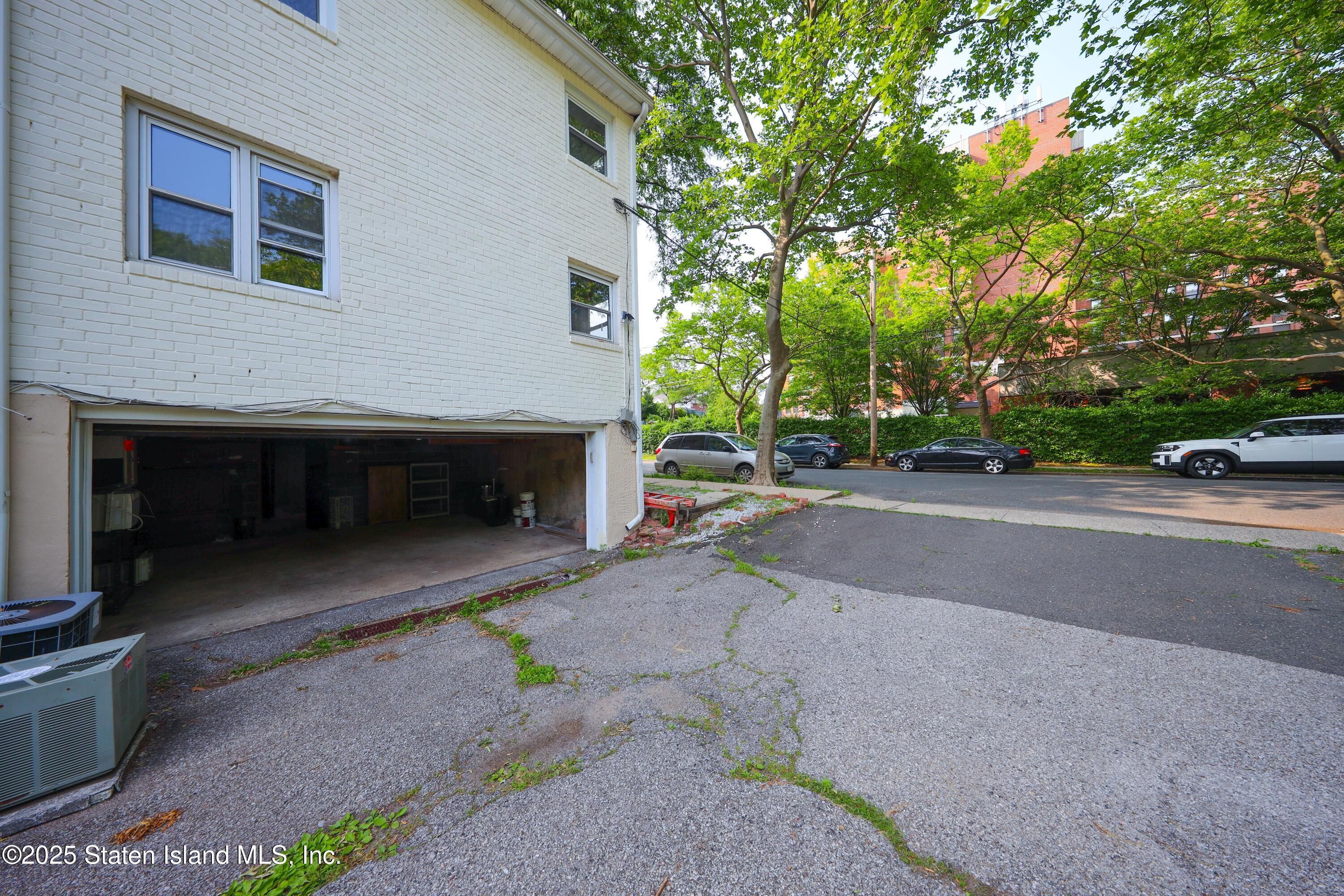 2 Remsen Street Staten Island, NY 10304 - Photo 25 of 35 651A0102