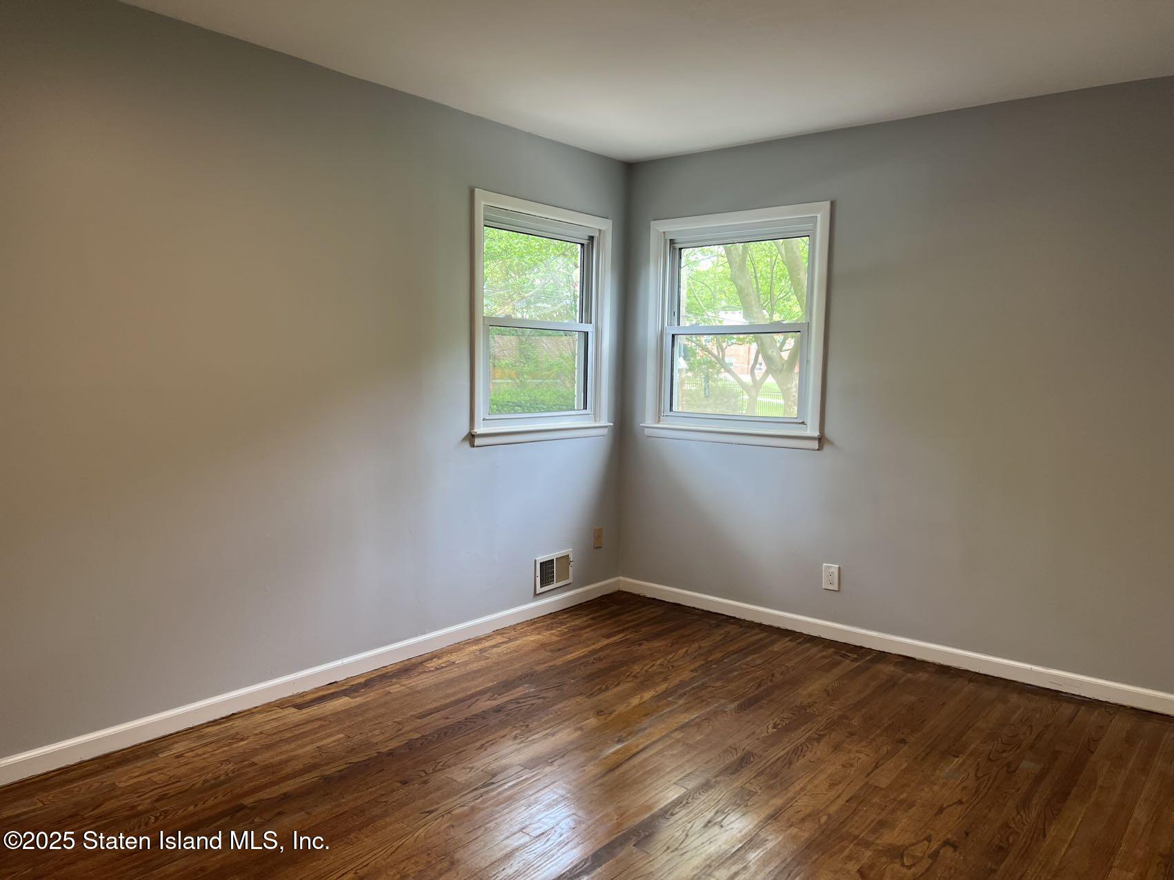 2 Remsen Street Staten Island, NY 10304 - Photo 34 of 35 c64843e6c3480a538d6e140f16c6052f