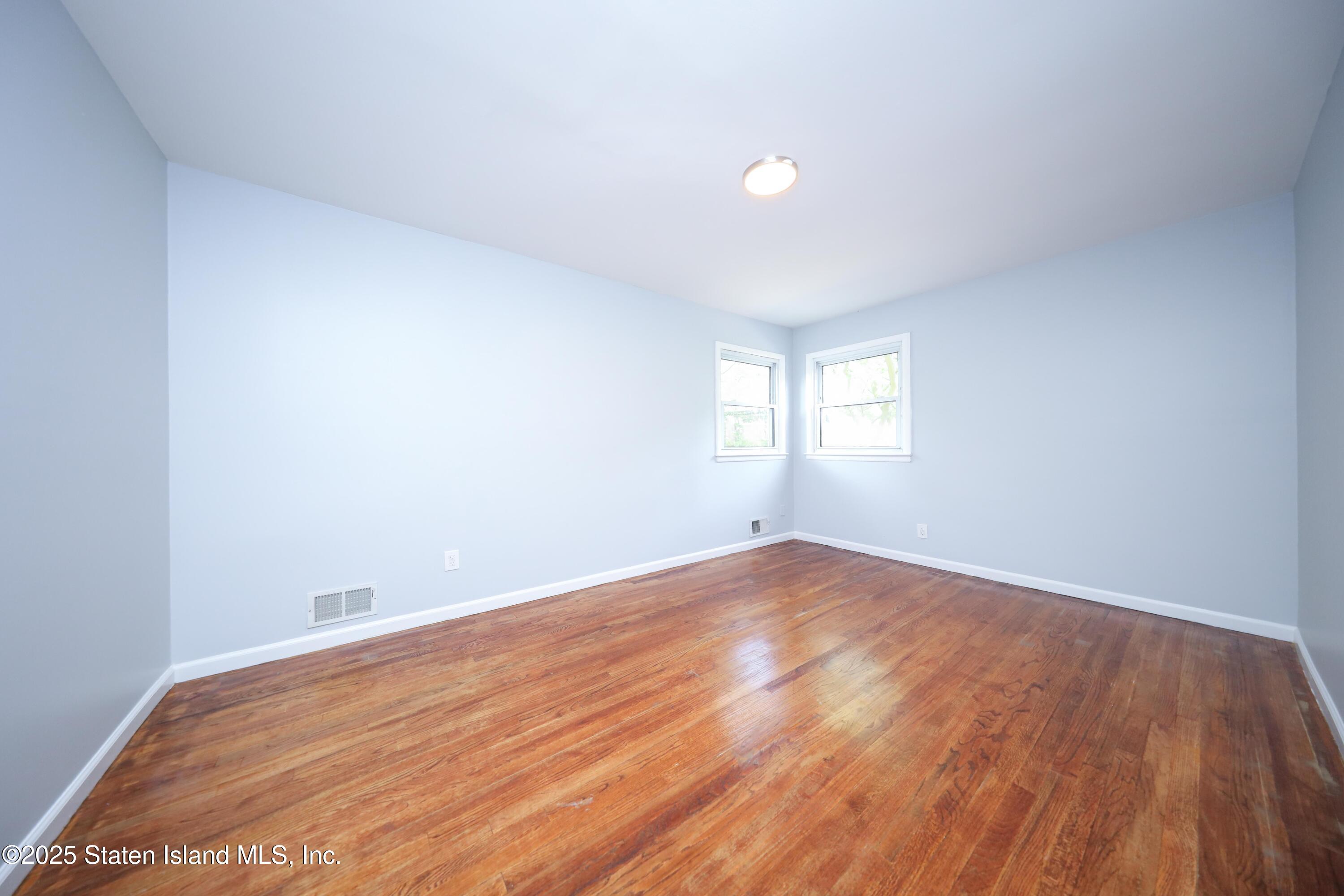 2 Remsen Street Staten Island, NY 10304 - Photo 5 of 35 651A0051