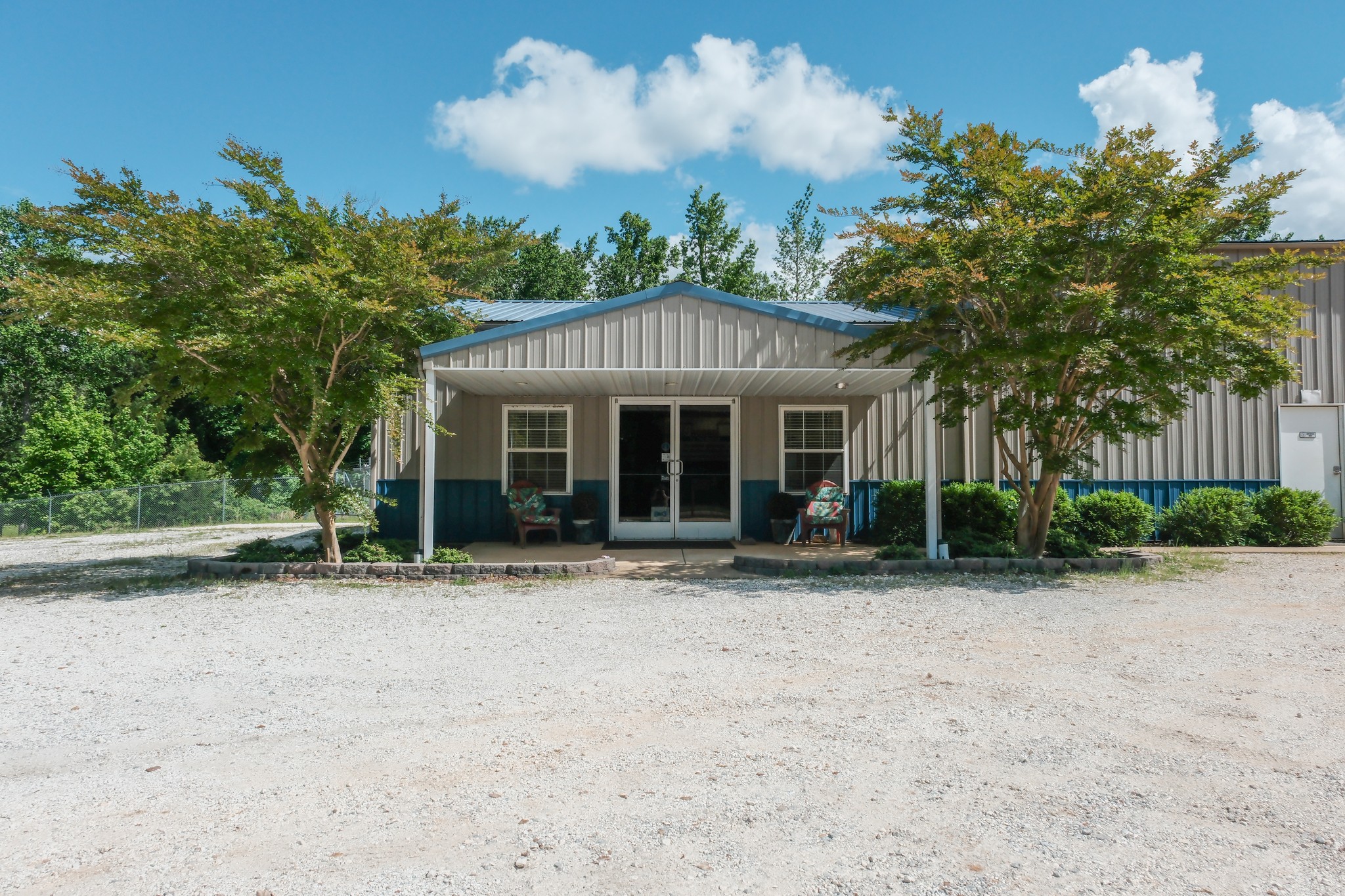 10610 Highway 79 Springville, TN 38256 - Photo 54 of 60 a front view of a house with a porch