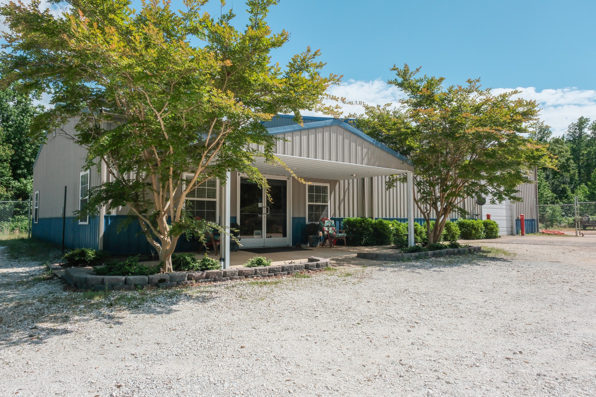10610 Highway 79 Springville, TN 38256 - Photo 55 of 60 a front view of a house with garden