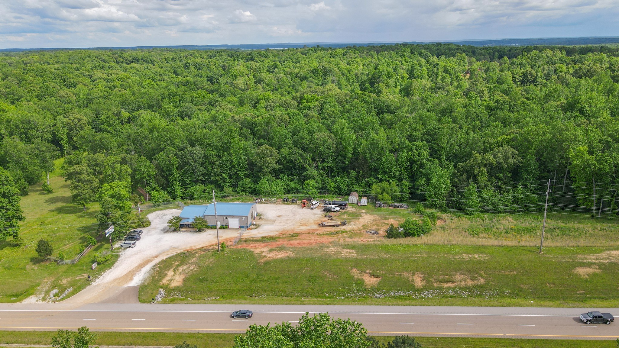10610 Highway 79 Springville, TN 38256 - Photo 6 of 60 a view of a backyard