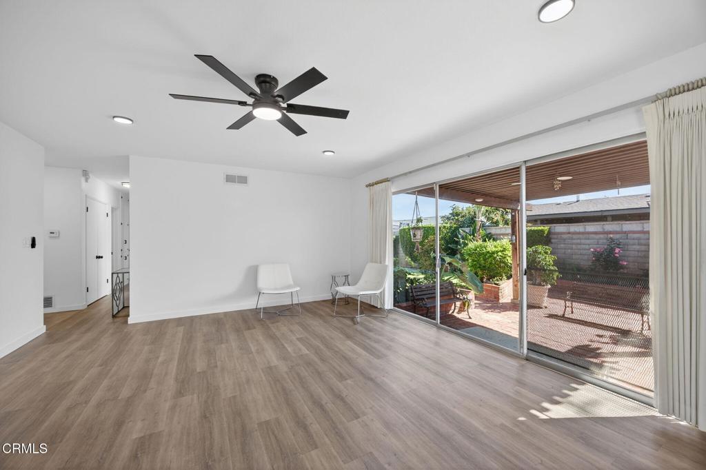 4716 South B Street Oxnard, CA 93033 - Photo 13 of 44 16