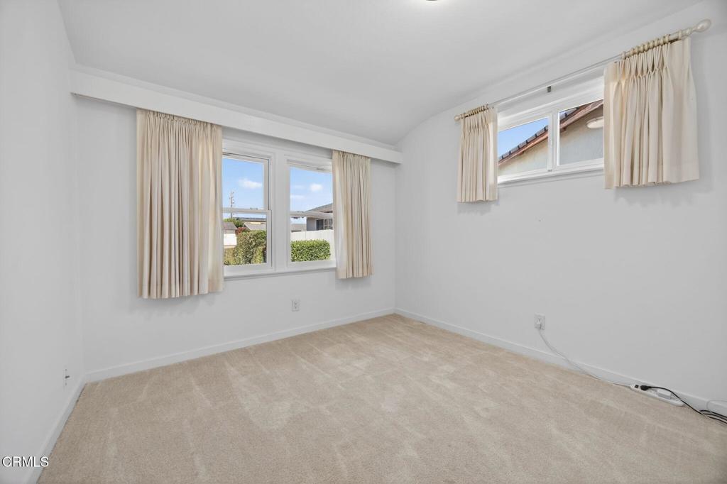 4716 South B Street Oxnard, CA 93033 - Photo 23 of 44 26