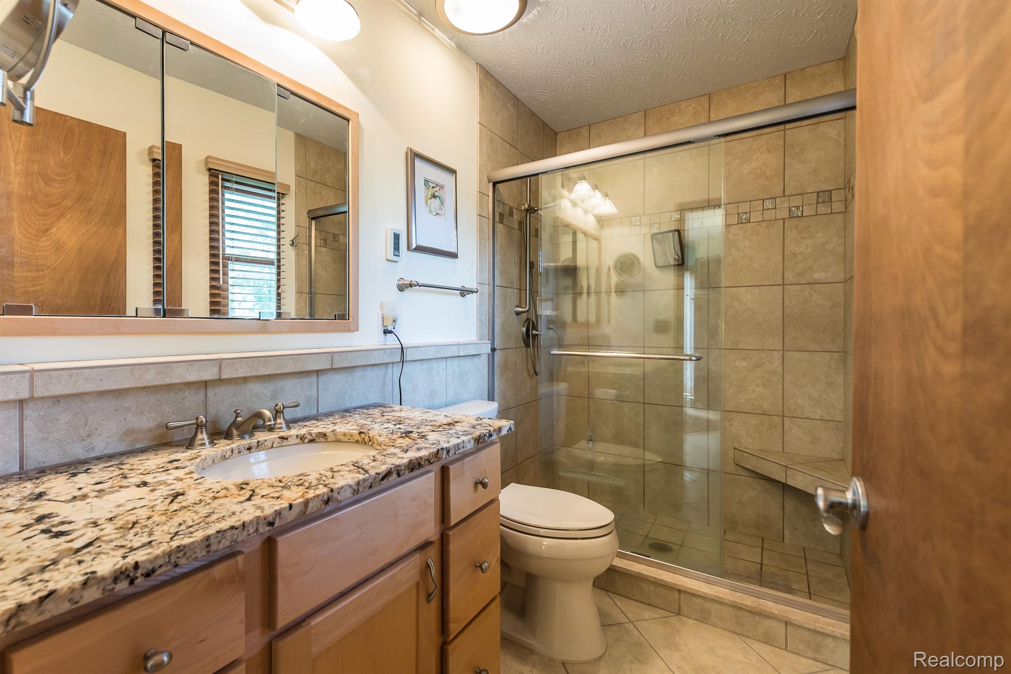 4162 Pleasant Valley Road Brighton, MI 48114 - Photo 14 of 36 Gallery Image 14