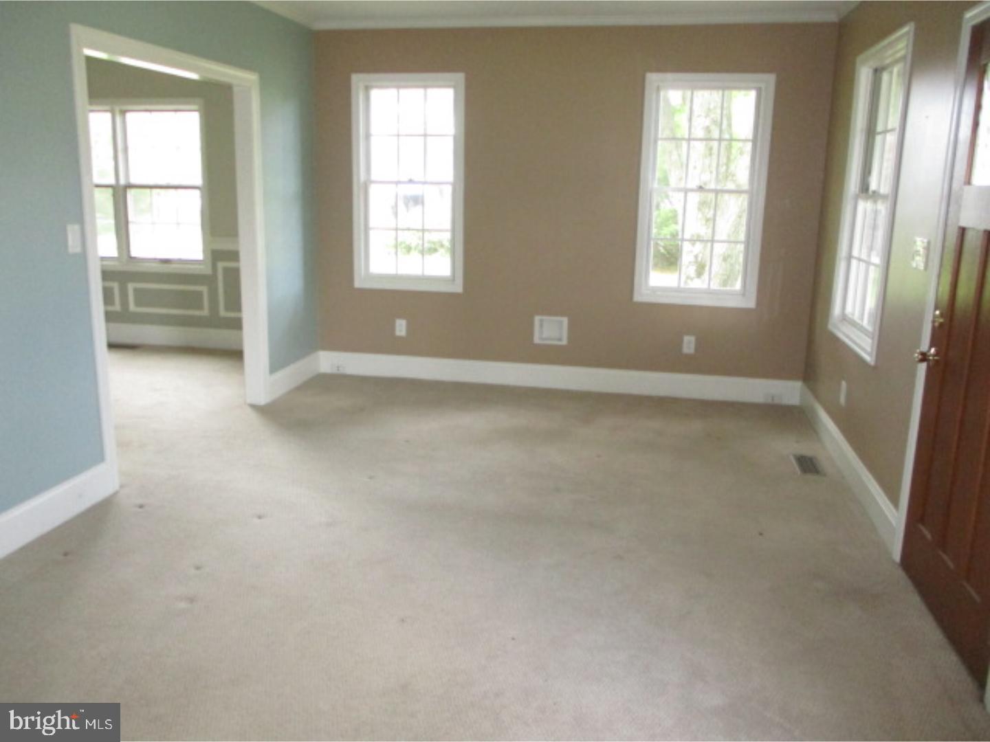 266 Cross Keys Road Berlin, NJ 08009 - Photo 7 of 18