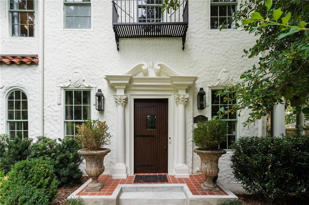 31 26th Street Northwest Atlanta, GA 30309 - Photo 2 of 44