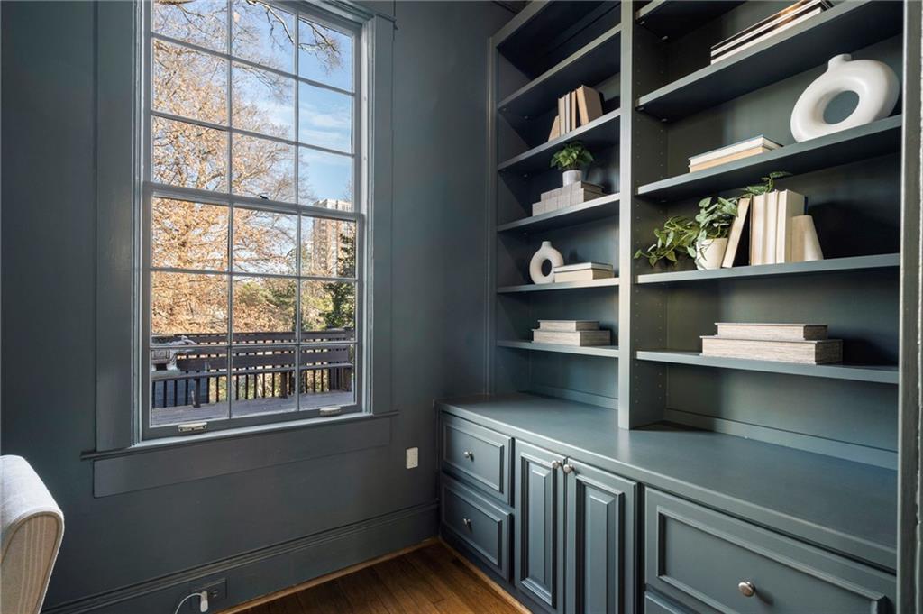 31 26th Street Northwest Atlanta, GA 30309 - Photo 23 of 44