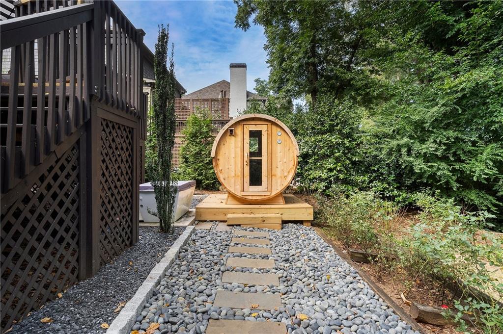 31 26th Street Northwest Atlanta, GA 30309 - Photo 42 of 44