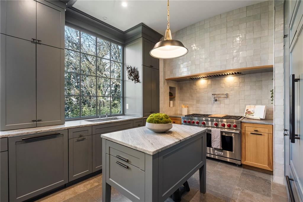 31 26th Street Northwest Atlanta, GA 30309 - Photo 7 of 44