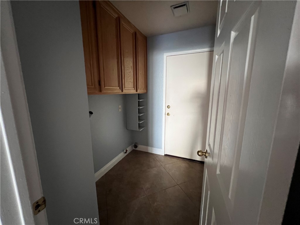 7461 Red Clover Way Highland, CA 92346 - Photo 27 of 35 a view of a small space