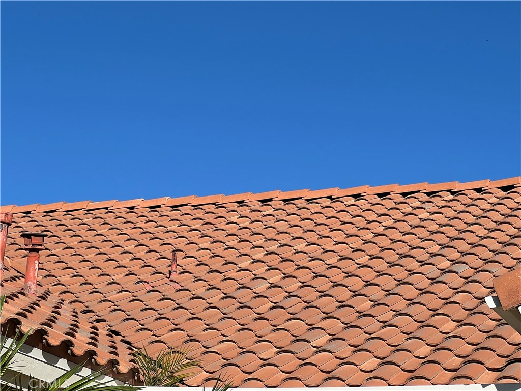 7461 Red Clover Way Highland, CA 92346 - Photo 34 of 35 a view of a backyard