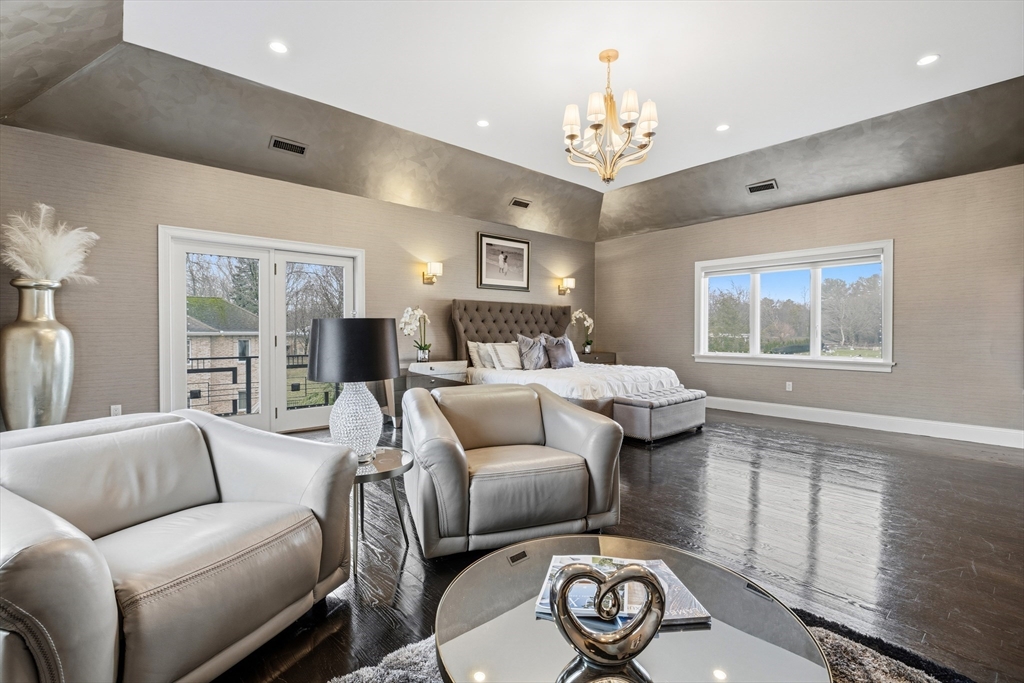 7 Freeman Street Lynnfield, MA 01940 - Photo 22 of 39