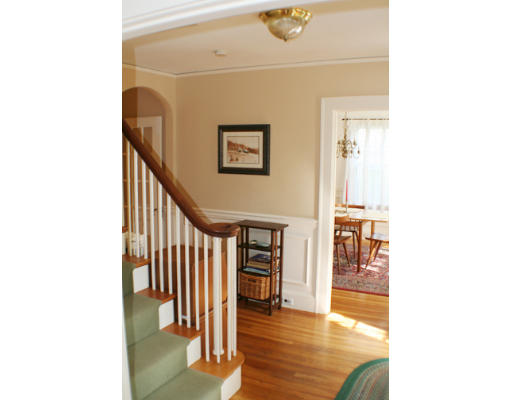 33 Merrill Road Watertown, MA 02472 - Photo 2 of 18