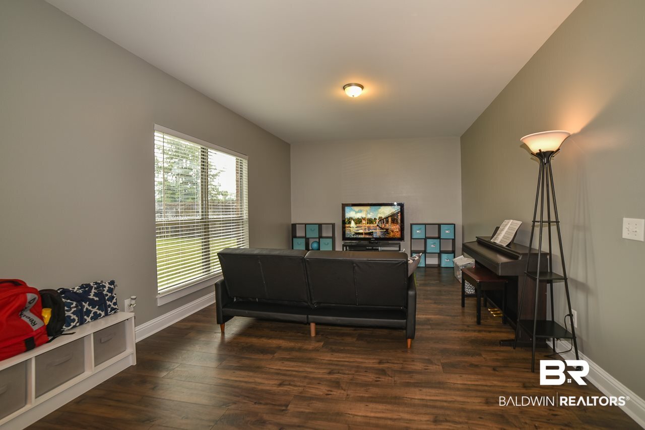 8792 Bainbridge Drive Daphne, AL 36526 - Photo 16 of 48