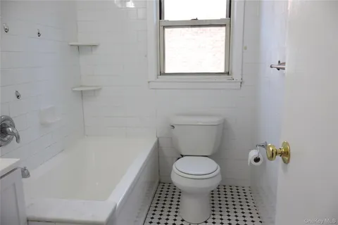 $412,000 | 79 North Broadway, Unit D1, White Plains, NY 10603