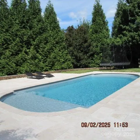 a view of a tennis court