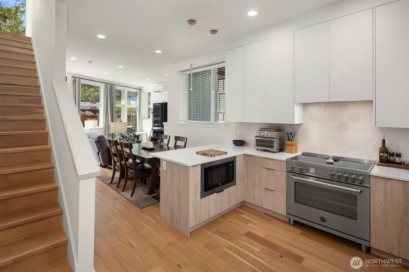 4104 Leary Way Northwest Seattle, WA 98107 - Photo 10 of 34