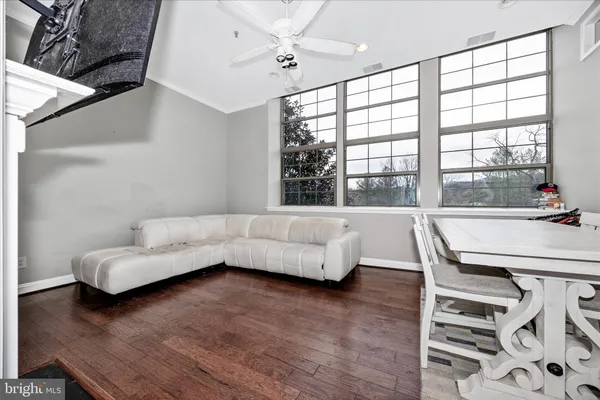 $325,000 | 3700 College Avenue, Unit 305, Ellicott City, MD 21043