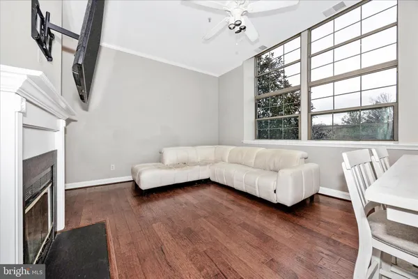 $325,000 | 3700 College Avenue, Unit 305, Ellicott City, MD 21043