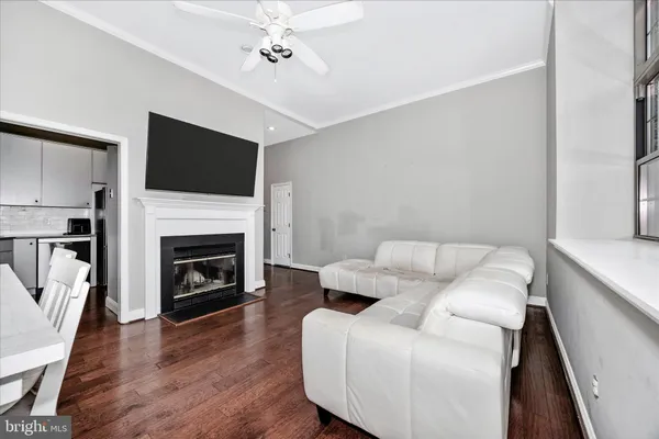 $325,000 | 3700 College Avenue, Unit 305, Ellicott City, MD 21043