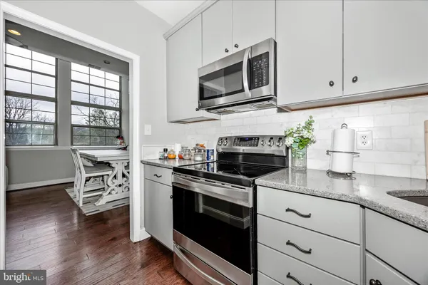 $325,000 | 3700 College Avenue, Unit 305, Ellicott City, MD 21043