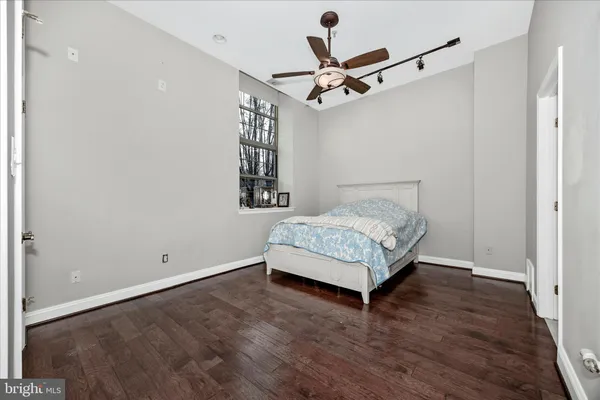 $325,000 | 3700 College Avenue, Unit 305, Ellicott City, MD 21043