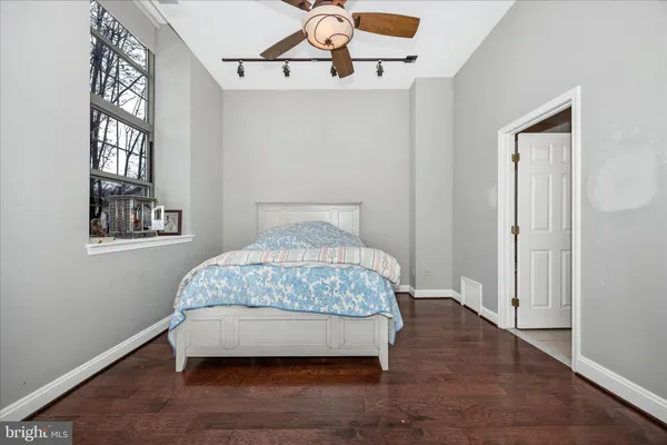 $325,000 | 3700 College Avenue, Unit 305, Ellicott City, MD 21043