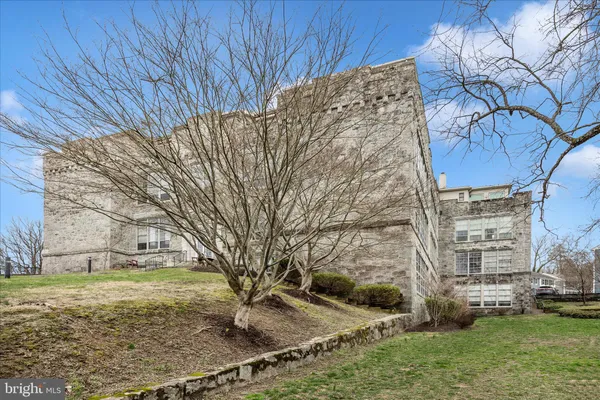 $325,000 | 3700 College Avenue, Unit 305, Ellicott City, MD 21043