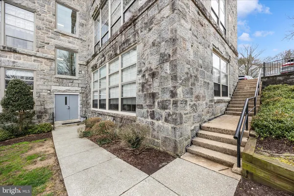$325,000 | 3700 College Avenue, Unit 305, Ellicott City, MD 21043