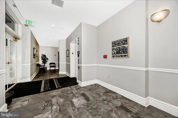 $325,000 | 3700 College Avenue, Unit 305, Ellicott City, MD 21043