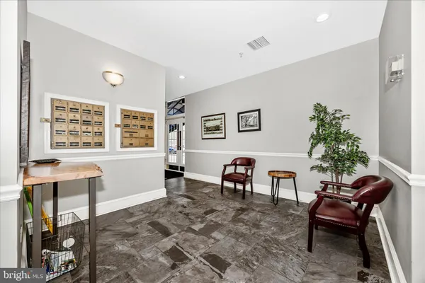 $325,000 | 3700 College Avenue, Unit 305, Ellicott City, MD 21043
