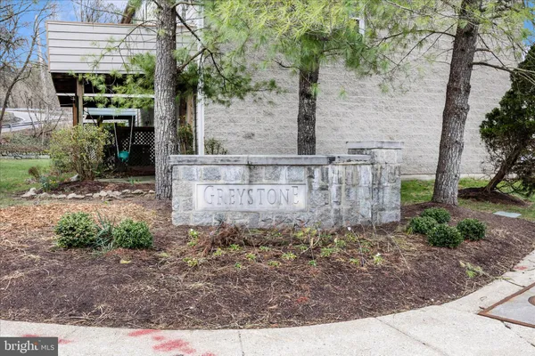 $325,000 | 3700 College Avenue, Unit 305, Ellicott City, MD 21043