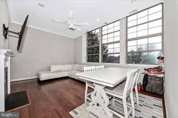 $325,000 | 3700 College Avenue, Unit 305, Ellicott City, MD 21043