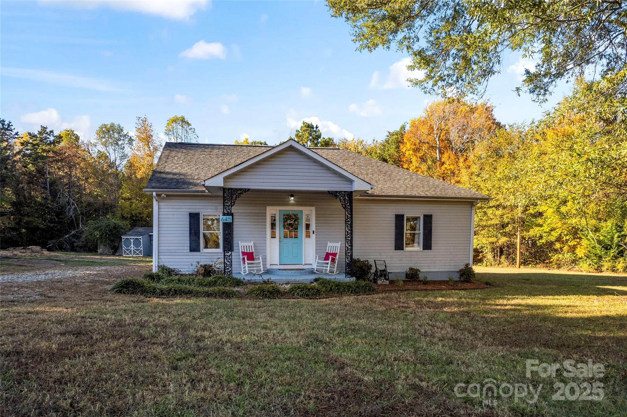 645 Chestnut Ridge Church Road Kings Mountain, NC 28086 - Photo 2 of 45 a front view of house with yard