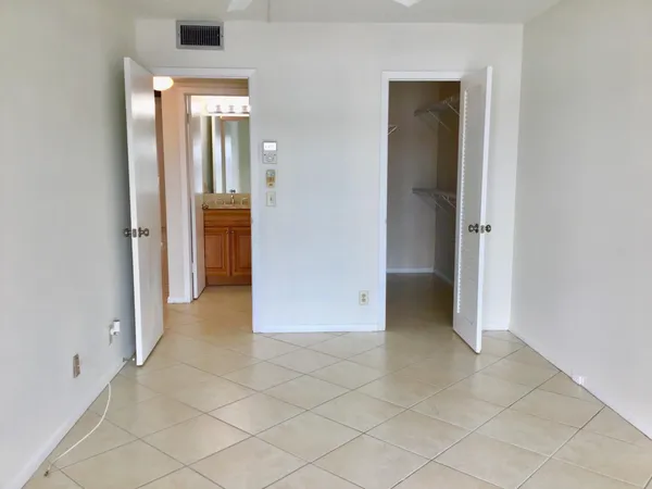 $1,750 | 2035 Exeter, Unit 2035, Boca Raton, FL 33434