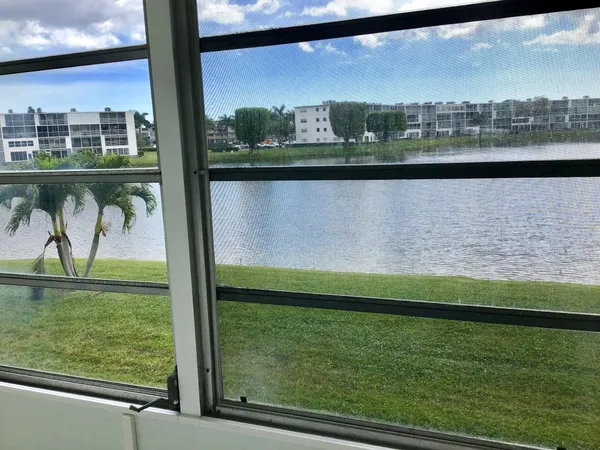 $1,750 | 2035 Exeter, Unit 2035, Boca Raton, FL 33434