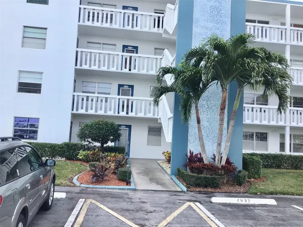 $1,750 | 2035 Exeter, Unit 2035, Boca Raton, FL 33434