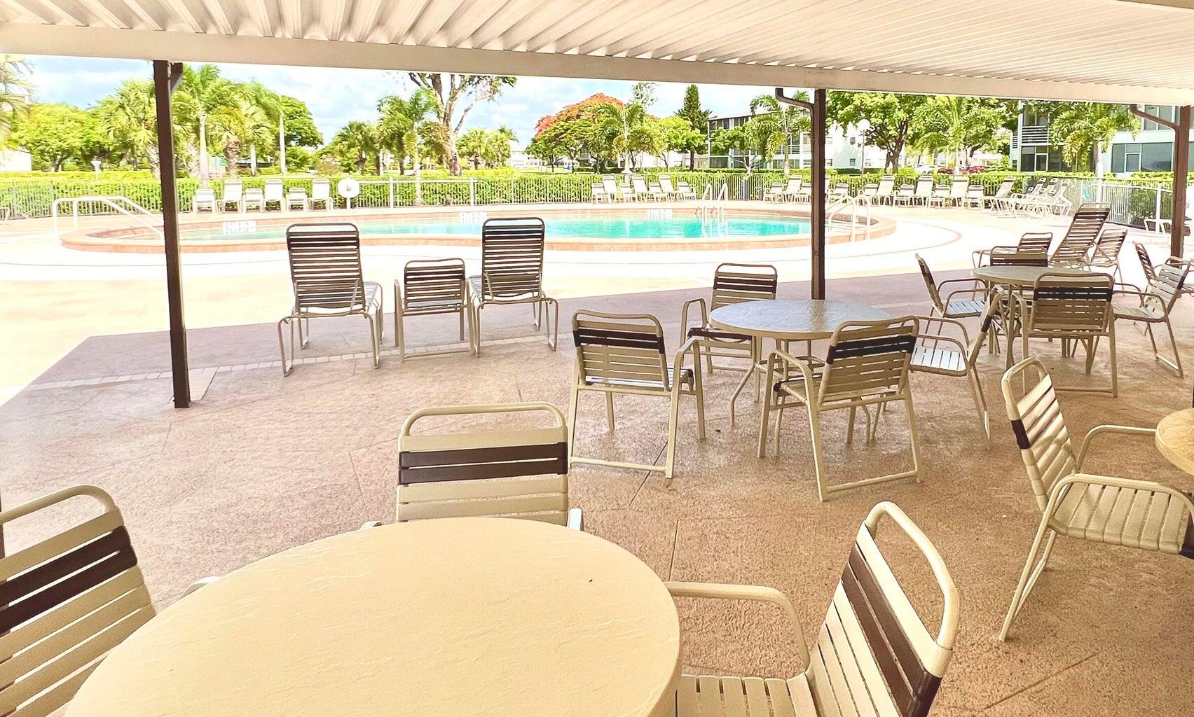 273 Mansfield H, Unit 273 Boca Raton, FL 33434 - Photo 24 of 33 Mansfield Cabanna