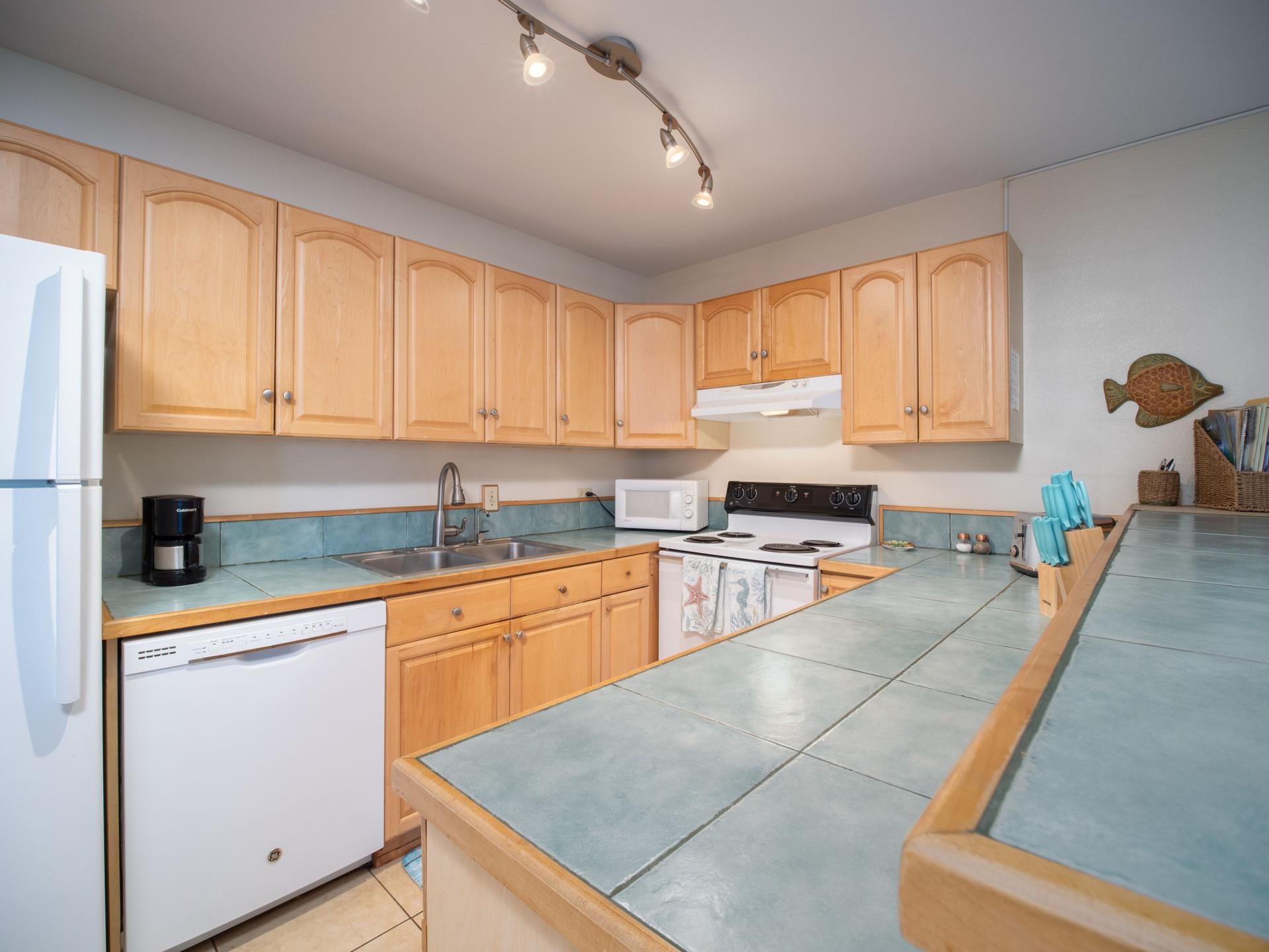 2387 South Kihei Road, Unit A104 Kihei, HI 96753 - Photo 4 of 21
