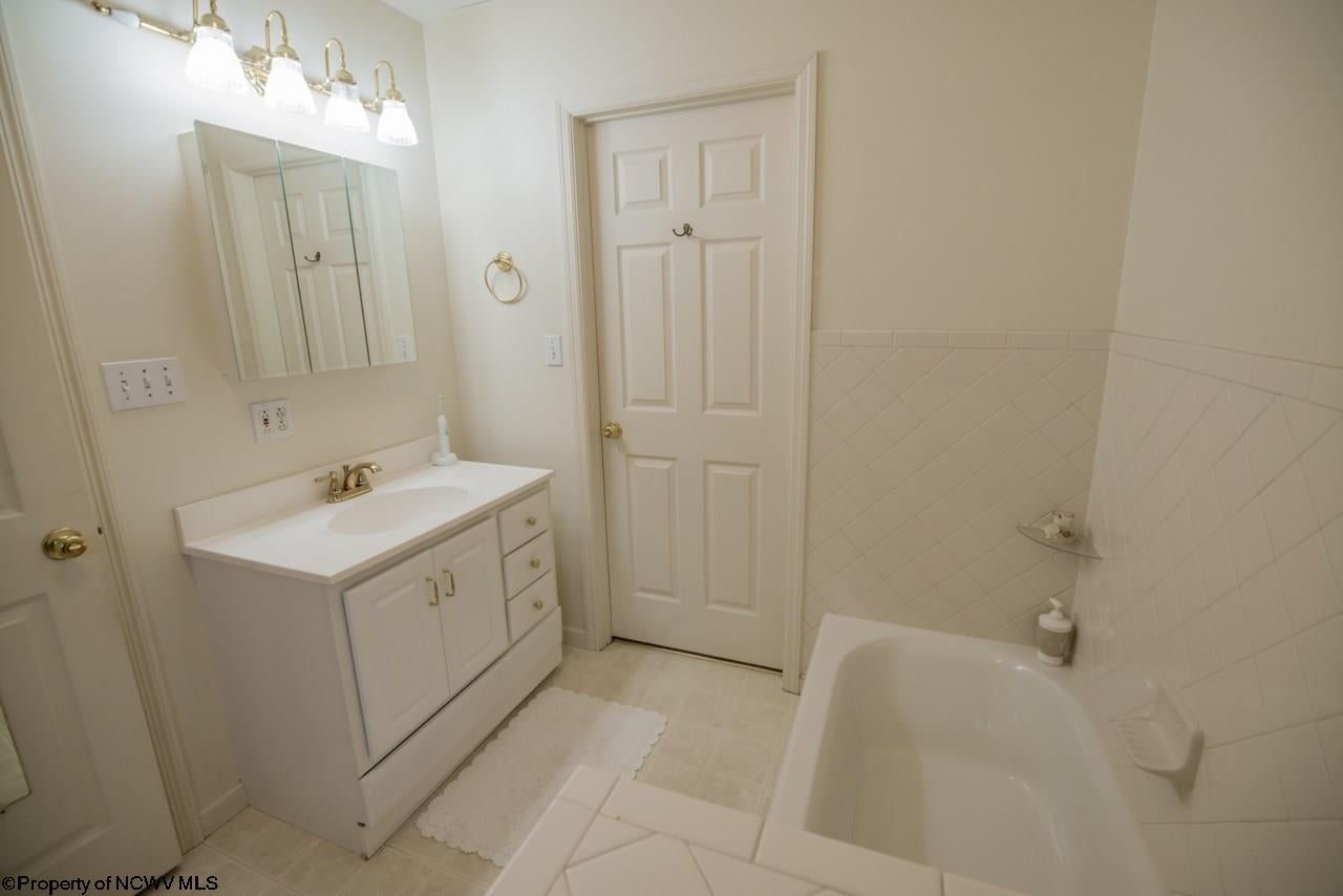 321 Kelly Road Morgantown, WV 26508 - Photo 13 of 20 Gallery Image 13