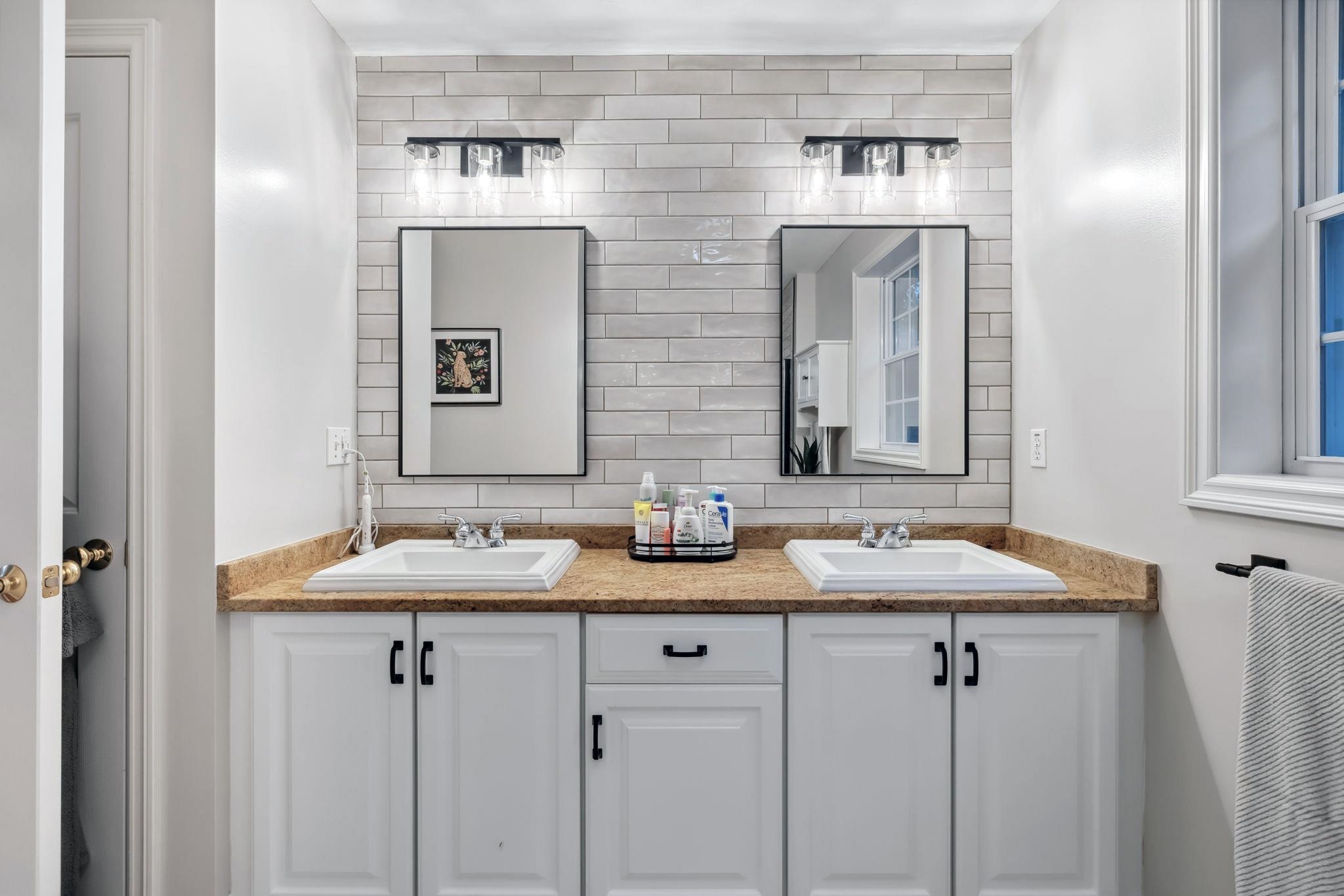 11 Gauthier Way Pelham, NH 03076 - Photo 18 of 40