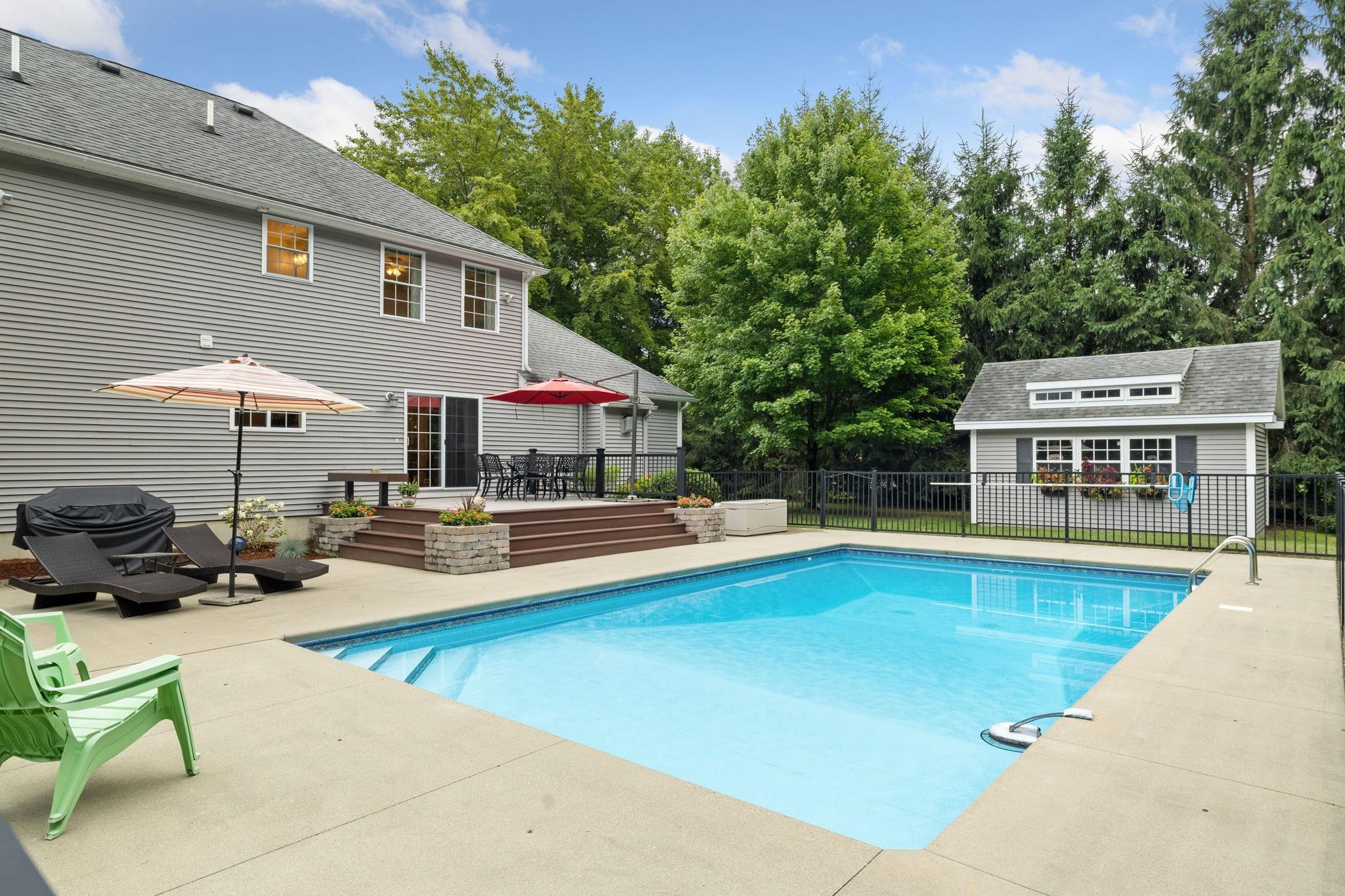 11 Gauthier Way Pelham, NH 03076 - Photo 37 of 40