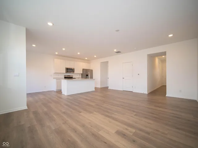 $289,900 | 6285 Wasco Drive, Whitestown, IN 46075