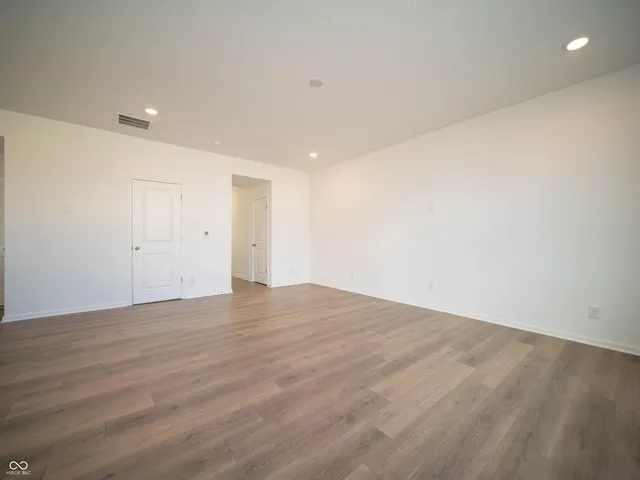 $289,900 | 6285 Wasco Drive, Whitestown, IN 46075