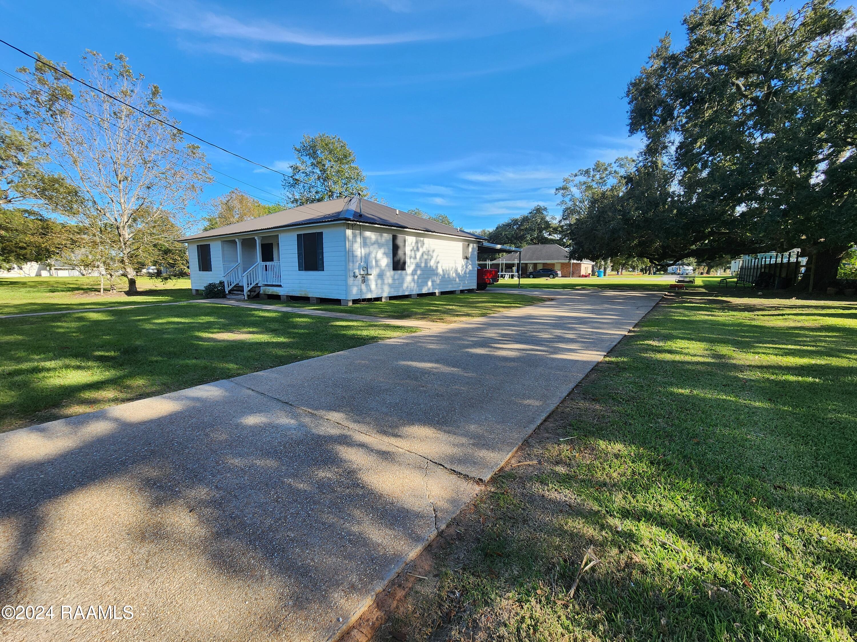 1062 Bridge Street Parks, LA 70582 - Photo 4 of 25 20241202_144046