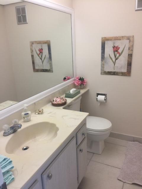 9355 Southwest 8th Street, Unit 421 Boca Raton, FL 33428 - Photo 12 of 14 GUEST BATH